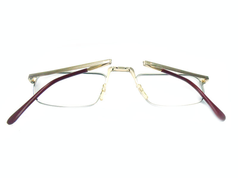Folding Eyeglasses
