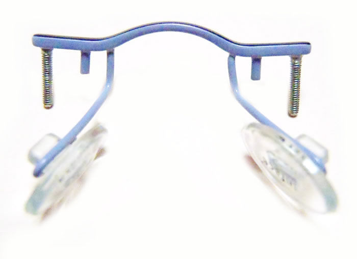 Frameless Eyeglasses with Threaded Ends on Nose Bridge
