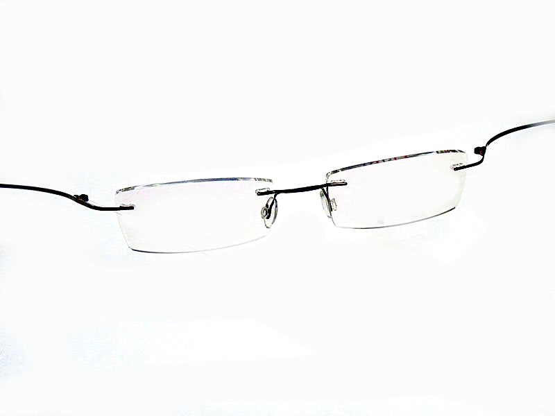 Flexible Titanium Eyeglasses